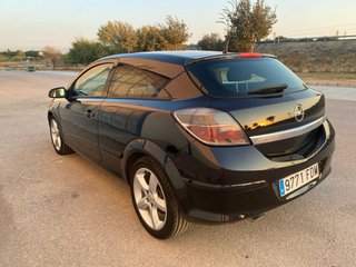 Opel Astra 2007