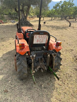 Tractor Agria 9900N Naranja