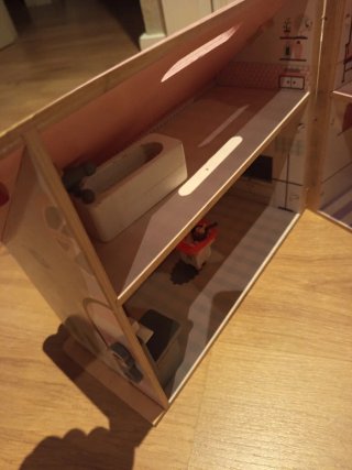 Casita de muñecas madera 31x26x26