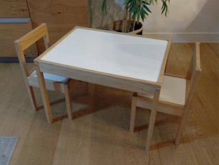 Mesa y 2 Sillas Ikea Latt