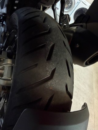 BMW GS 1300 R como nueva