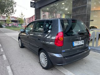 Mitsubishi Space Star 41.700 kilómetros. 1.6 2004