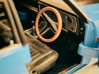 Ford Falcon XY GT-HO Trax 1:18