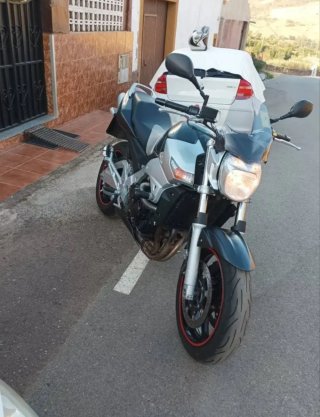 Suzuki GSR 600 – Alma de R con comodidad
