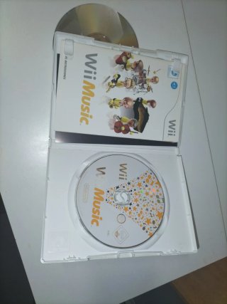 Wii Sports (sin caja), y Wii Music para Nintendo W