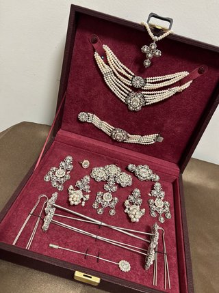 Aderezo Fallera Mayor Infantil Plata y Perlas