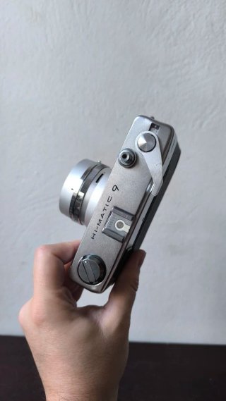 Minolta Hi-Matic 9 + Funda Minolta Original