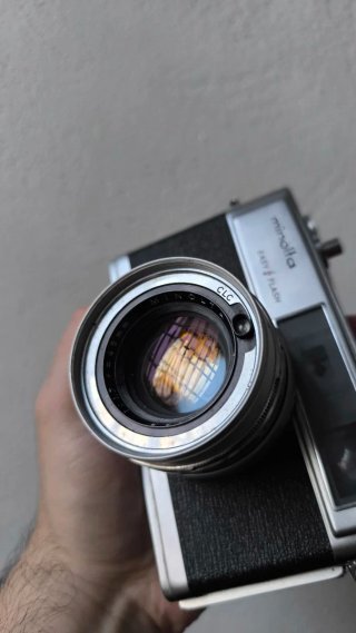 Minolta Hi-Matic 9 + Funda Minolta Original