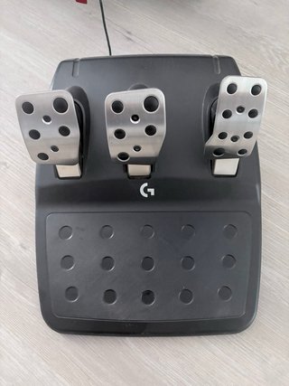 Volante Logitech G923 TRUEFORCE Xbox