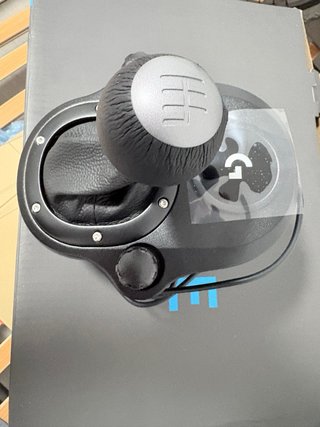 Volante Logitech G923 TRUEFORCE Xbox