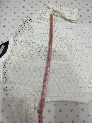 Blusa blanca perforada talla única