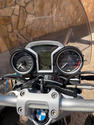 BMW R1200R Classic Negra