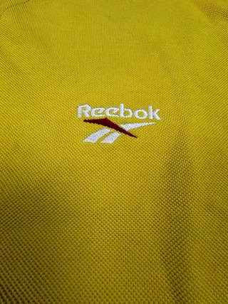 Reebok Sudadera Amarilla Logo Bordado