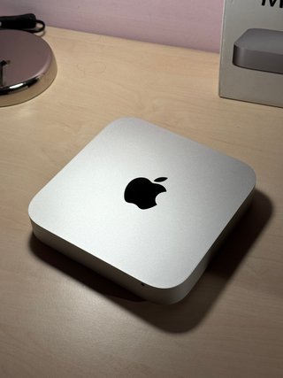 Mac Mini i5 8GB RAM 500GB SSD