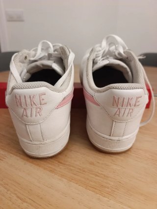 Nike Air Force 1 Rosa y Blanco