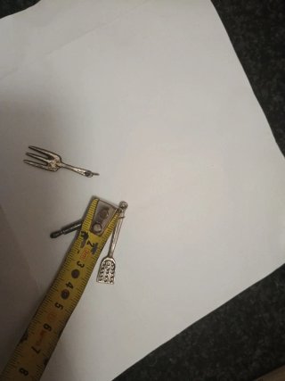 Tre ciondoli vintage metallo