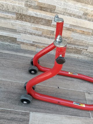 Caballete delantero moto taller