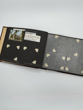 Álbum de fotos antigo castanho