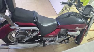 Aguila 250 Cruiser Negra y Roja