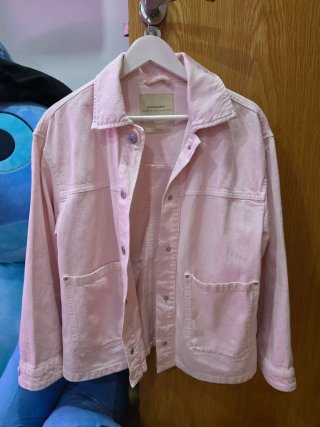 Cazadora vaquera Stradivarius rosa Talla S