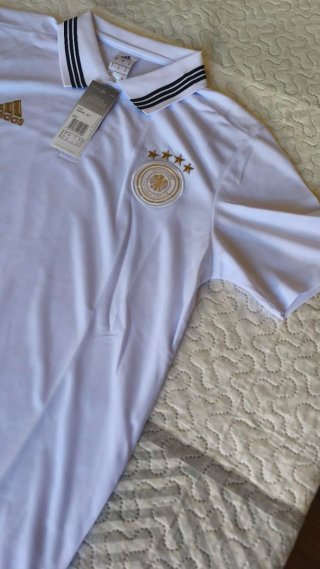 Conjunto Polo y Pantalon Adidas Alemania Oro/Blanc