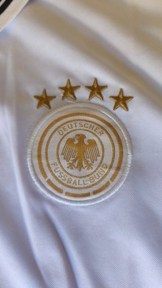 Conjunto Polo y Pantalon Adidas Alemania Oro/Blanc