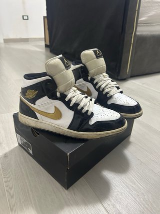 Nike Jordan 1 Mid SE