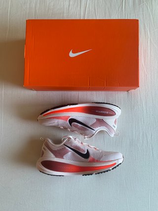 Nike Vomero 18 W "Pearl Pink Crimson" (T. 40EU)