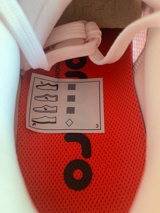 Nike Vomero 18 W "Pearl Pink Crimson" (T. 40EU)