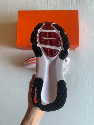 Nike Vomero 18 W "Pearl Pink Crimson" (T. 40EU)