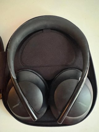 Auriculares Bose Noise Cancelling 700 Negros
