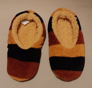 Zapatillas de estar por casa arcoíris y marrones