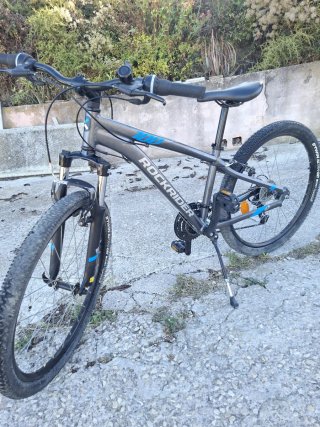 Bicicleta Rockrider Gris y Azul
