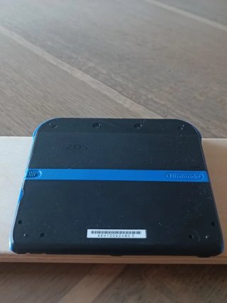 Nintendo 2DS Nera