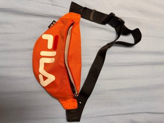 Riñonera Fila Naranja y Negra NUEVA