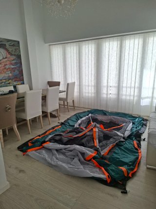 Tienda de campaña verde 2-4 personas
