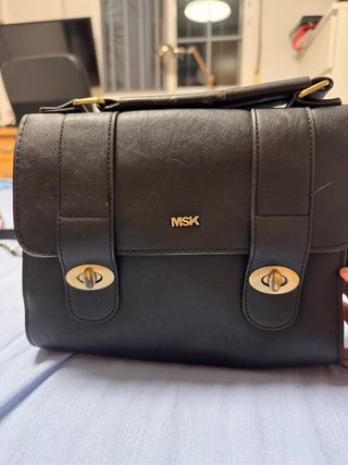 Bolso negro MSK