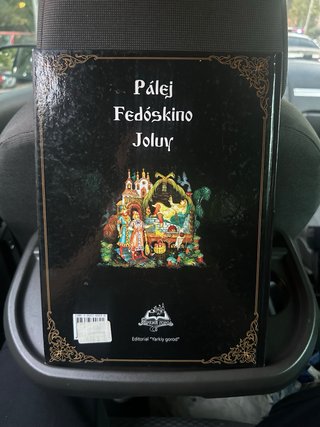 Cuentos populares rusos ilustrados con miniaturas