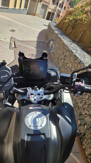 VOGE 525 DSX Negra