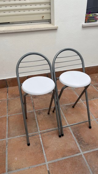Mesa Cocina + 2 Taburetes