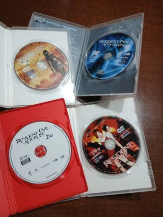 Lotto 4 DVD Resident Evil