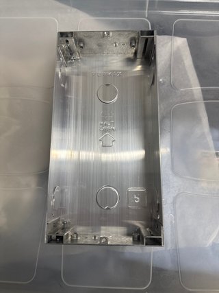 Caja empotrar Fermax 8855