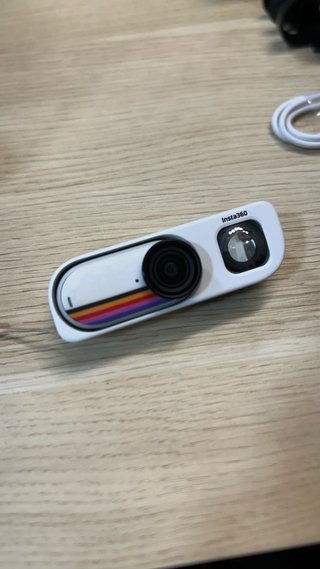 Insta360 GO 3 Retro Bundle Edición Especial Ñ