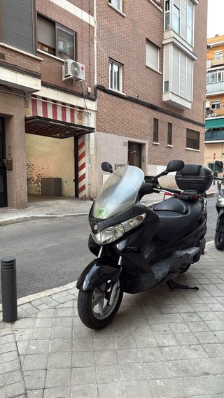 Suzuki Burgman 125 2007 Negra