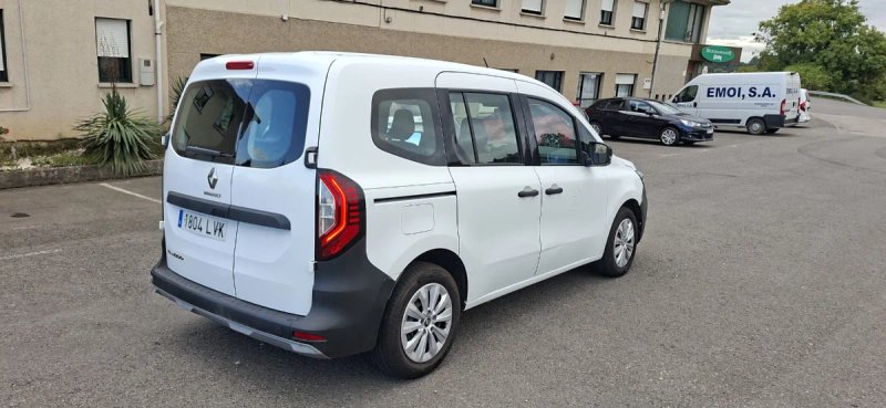 Renault Grand Kangoo 2022, foto 3