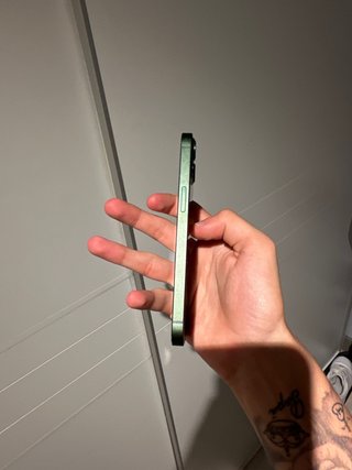 iPhone 13 Verde - Batería 80%