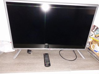 Televisor LG LED gris