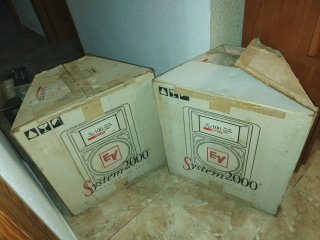 Altavoces Electro-Voice Negros Sx 100 + trípodes