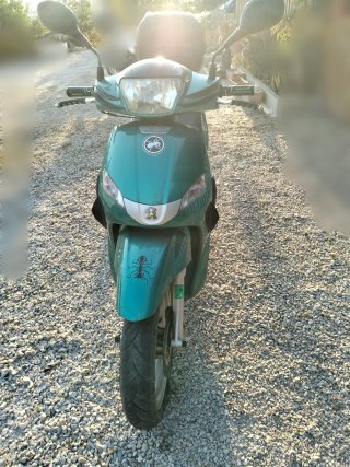 Peugeot Tweet 125cc Scooter Verde