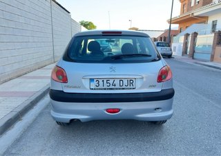 Peugeot 206 2005
